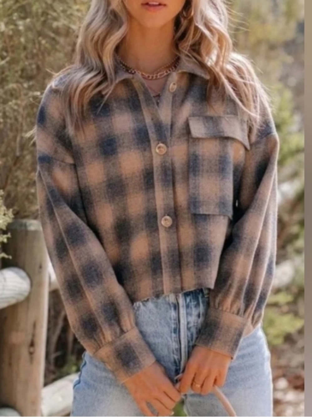 Mod Ref Plaid Button-Up Cropped Jacket in Beige and Dark Grey